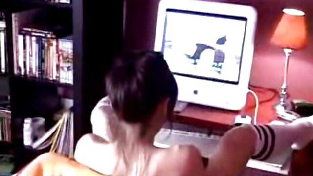 hd :  Солодка брюнетка порно відео безкоштовно онлайн стогне, поки її ніжна голена кицька облизується Сексуальні відео 